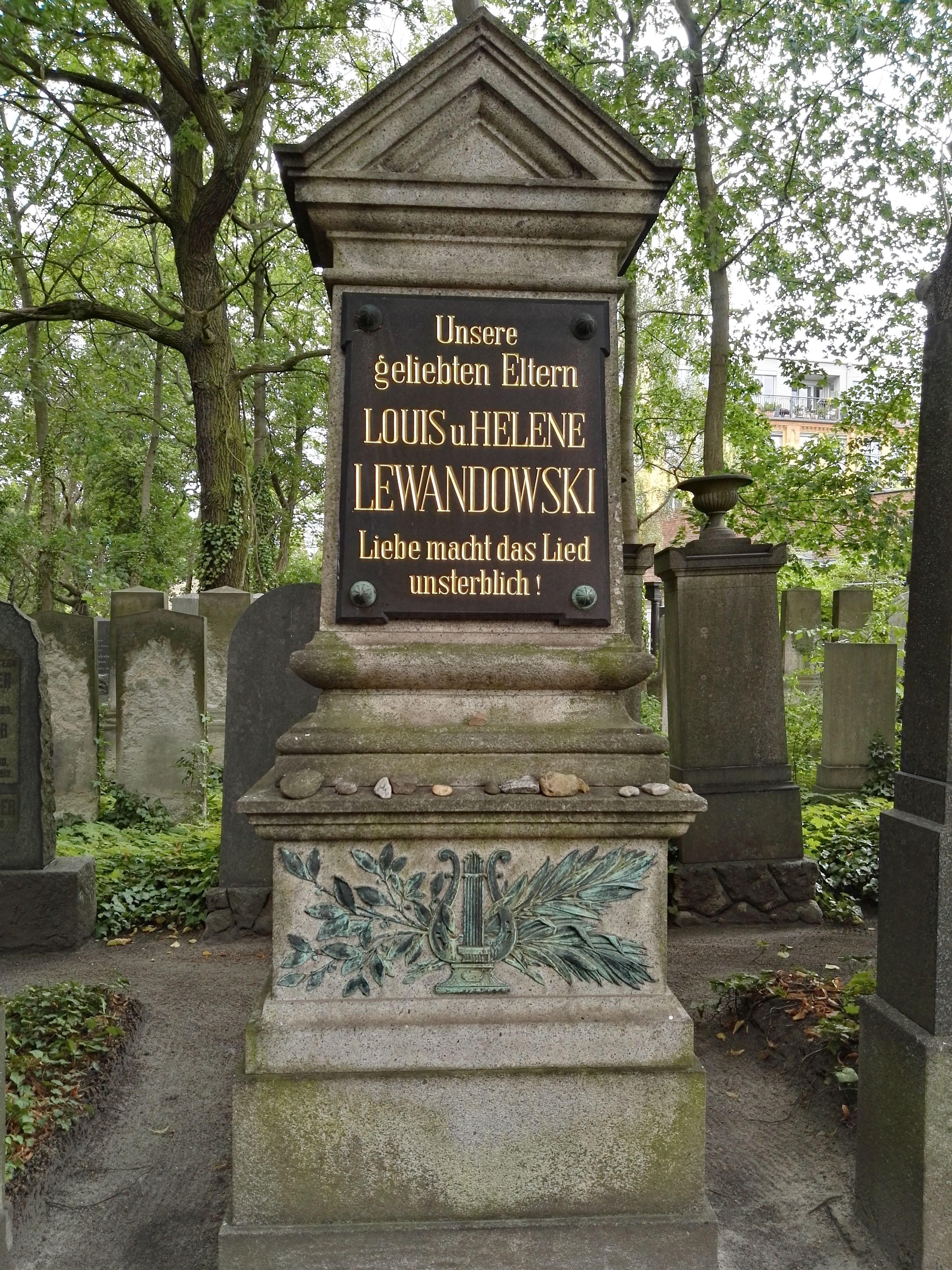 Grabstätte von Louis Lewandowski auf dem Jüdischen Friedhof Weißensee